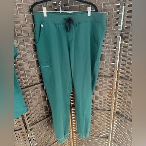 Figs NWOT XL Tall Zamora